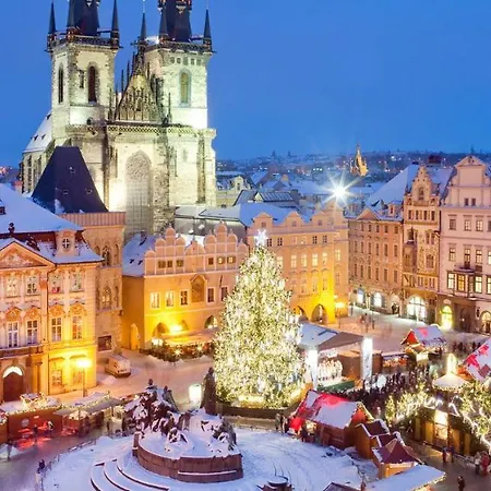 City Center Mikulandska By Easybnb